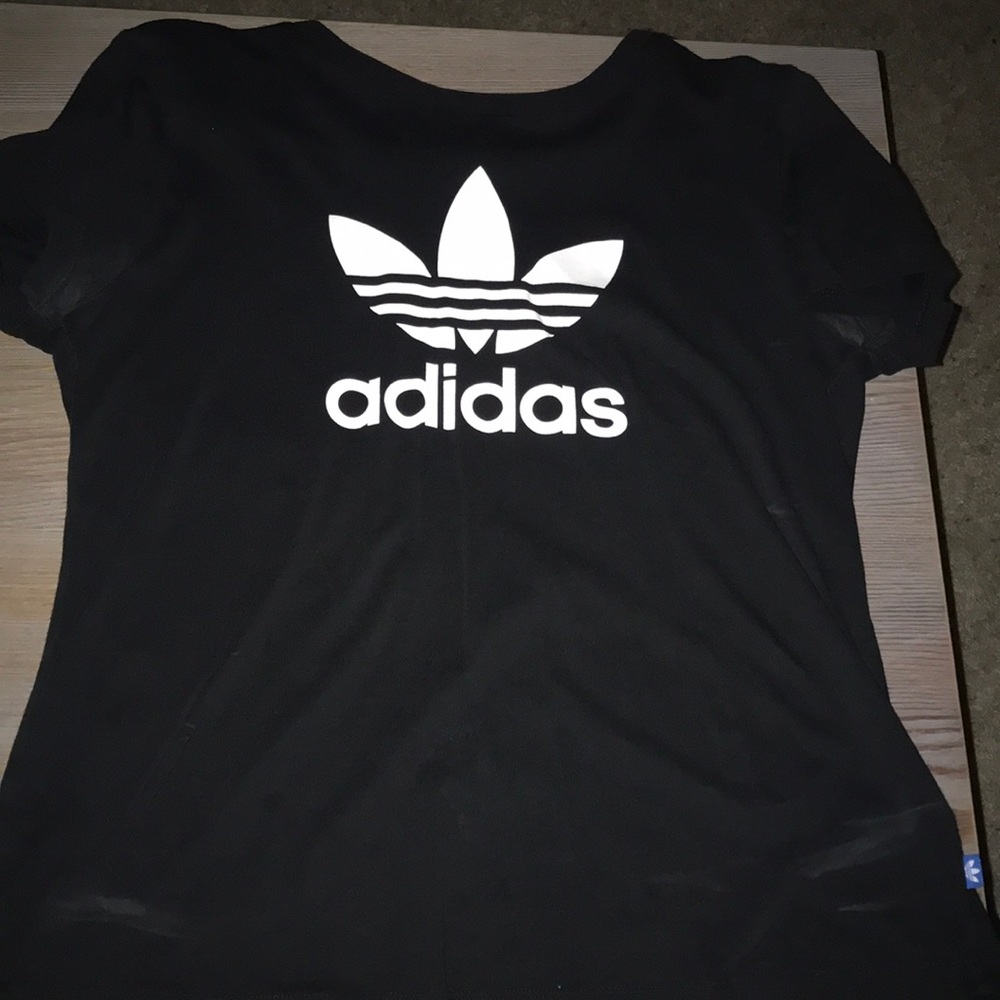 Adidas simple tee